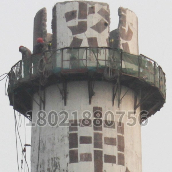 混（hún）凝土煙囪人工拆除